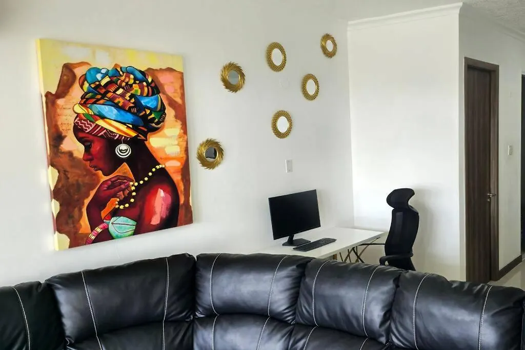 Cosmopolitan Retreat - New Kingston Apartment