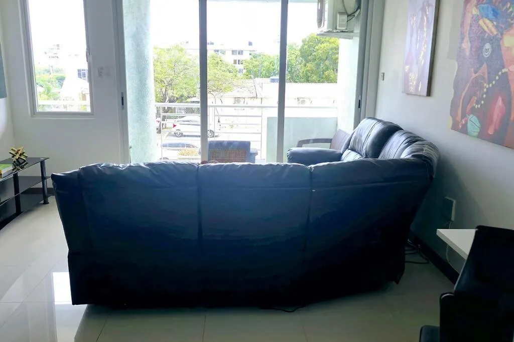 Cosmopolitan Retreat - New Kingston Apartment Jamaica